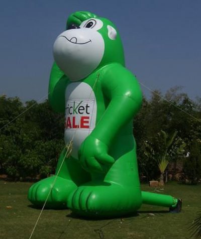 giant inflatable advertising