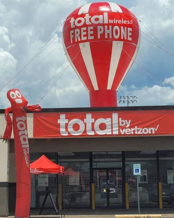 Total Wireless Giant Roof Top Balloon