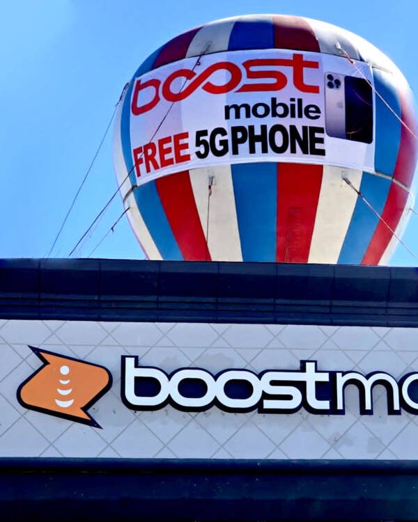 22ft Boost Mobile (New Logo) Free 5G Phone Giant Roof Top Balloon | BUY OR RENT - Image 2