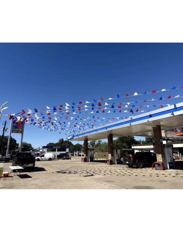 Best Grand Opening Advertising Pennant Flags – Custom Promotional String Flags USA & Canada - Image 5