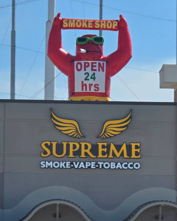 22ft smoke shop giant inflatable gorilla rooftop balloon