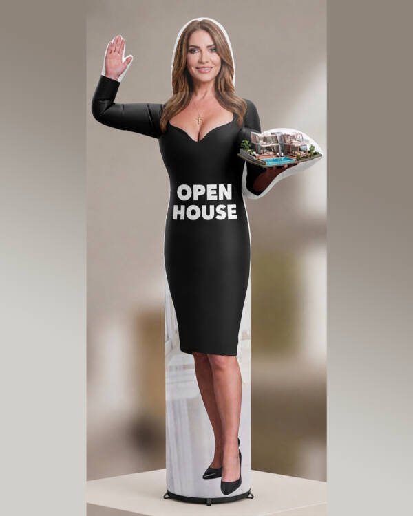 10FT Professional Female Realtor Inflatable